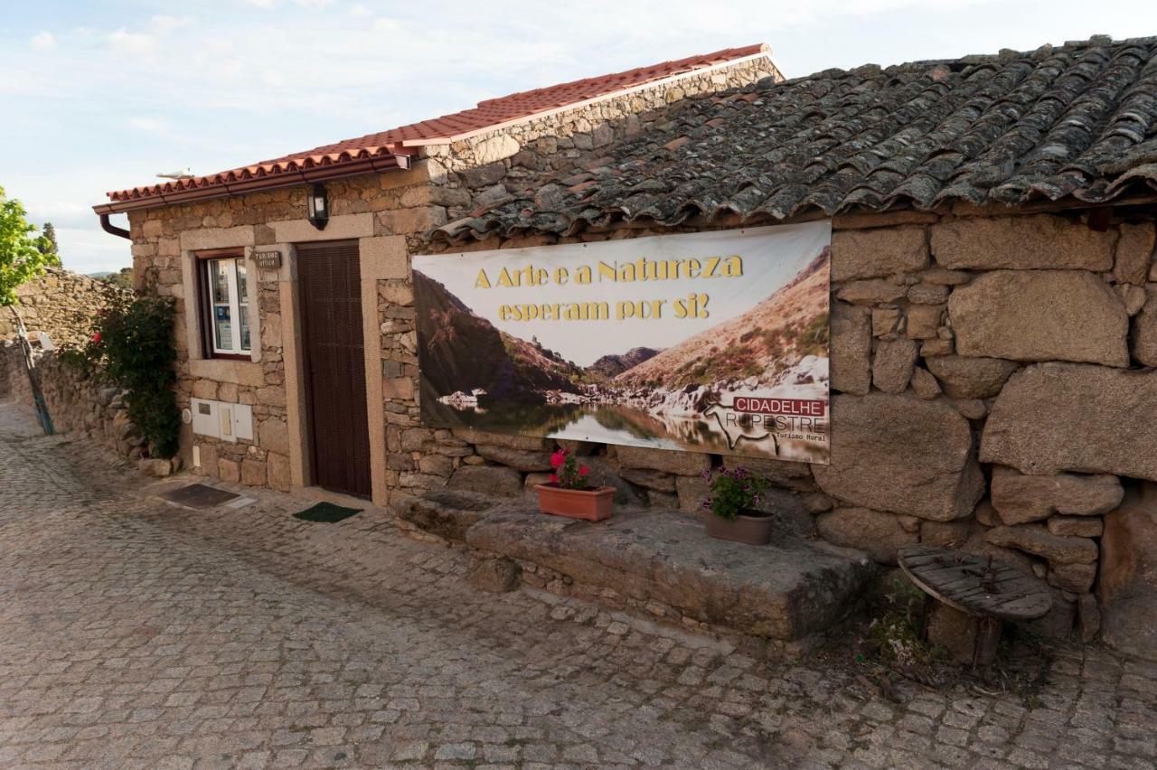 Cidadelhe Rupestre Turismo Rural Esterno foto